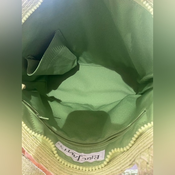 Eric Javits Green Squishee© Tote Purse - Medium Size - Picture 4 of 9